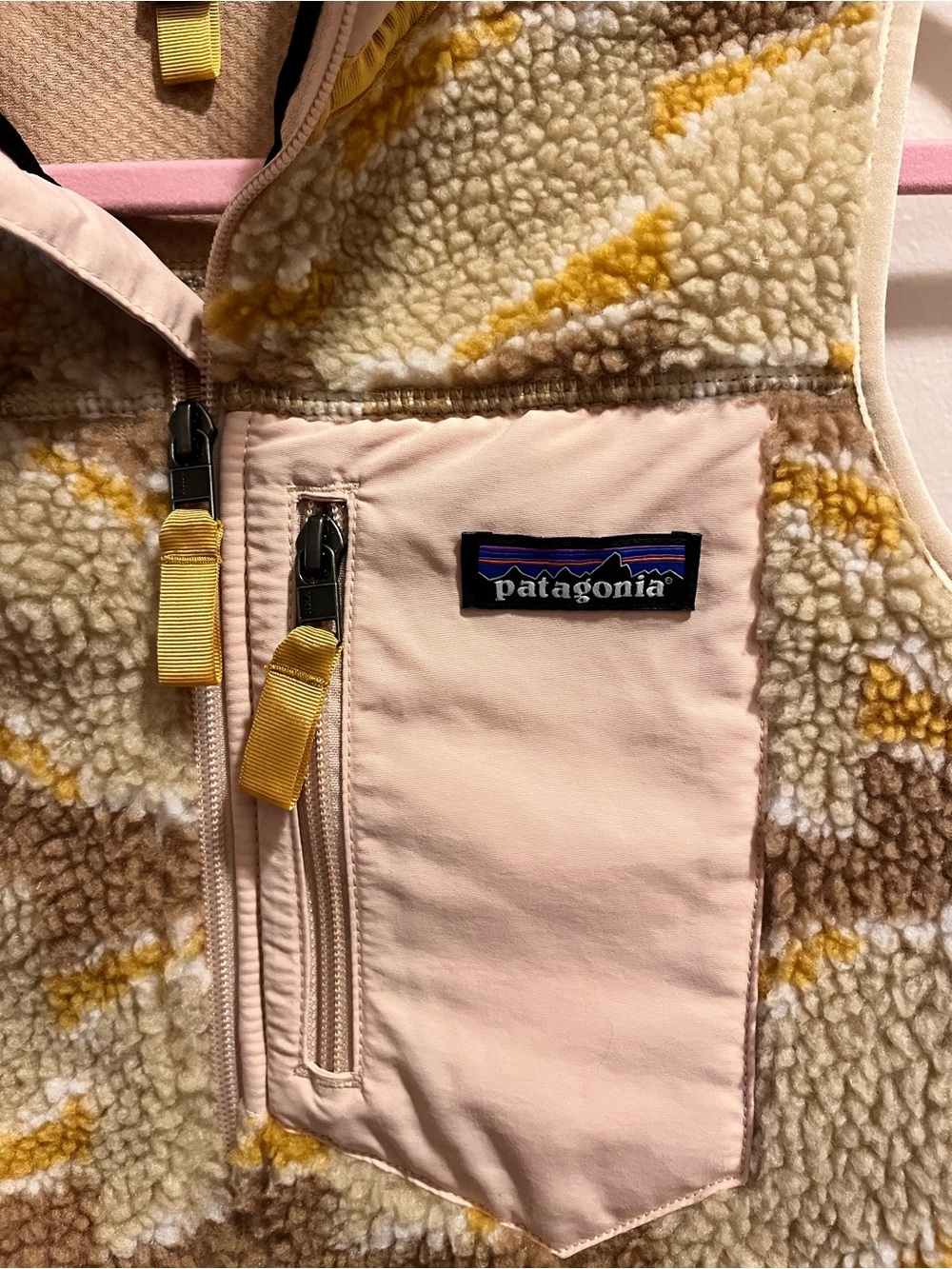 Patagonia Sherpa Vest in Cream, Brown & Yellow Women’s XXS